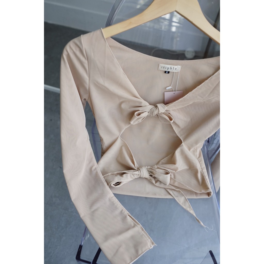 Áo croptop hở ngực cột nơ tay dài vải lưới dẻo - Pie Mesh Top
