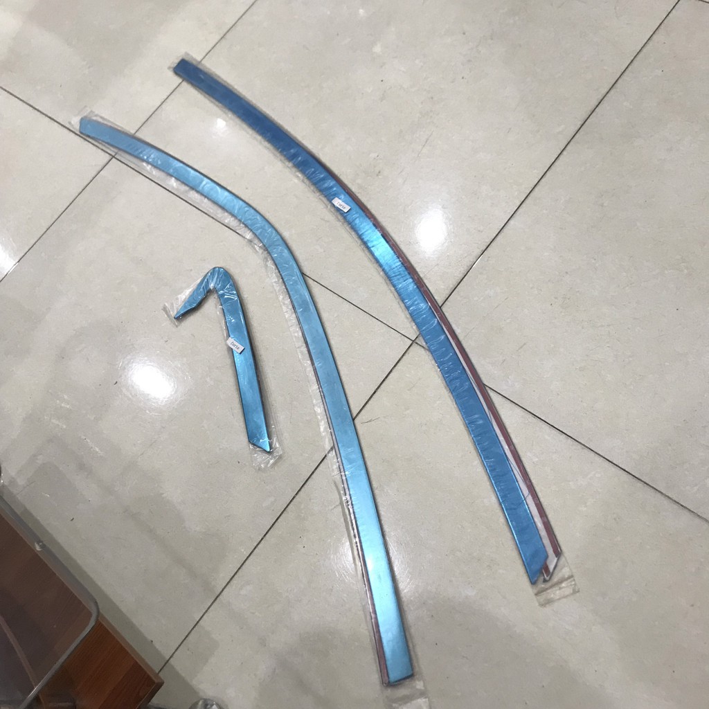 Bộ nẹp viền cong kính xe Kia Forte, Cerato 2008-2013
