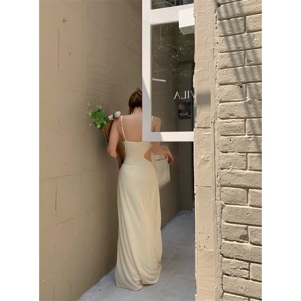 ✨💕 Đầm maxy 2s khoét eo xẻ tà hack chân siêu cao