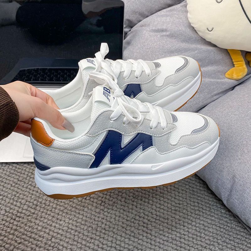 Giày Thể Thao Đế Mềm Thời Trang Cho Nữ