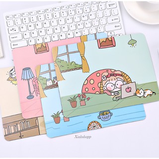 Lót Chuột Cô Gái Váy Đỏ