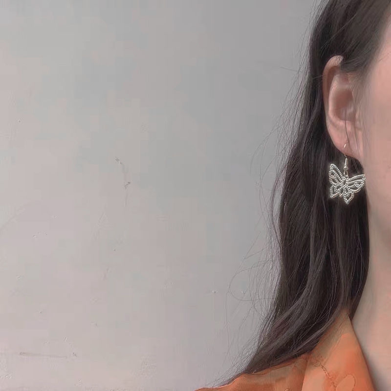 [Giao Hàng Miễn Phí] Bông Tai Hình Bướm Rỗng Ba Chiều Ngọt Ngào Đơn Giản Nhẹ Nhàng 22253