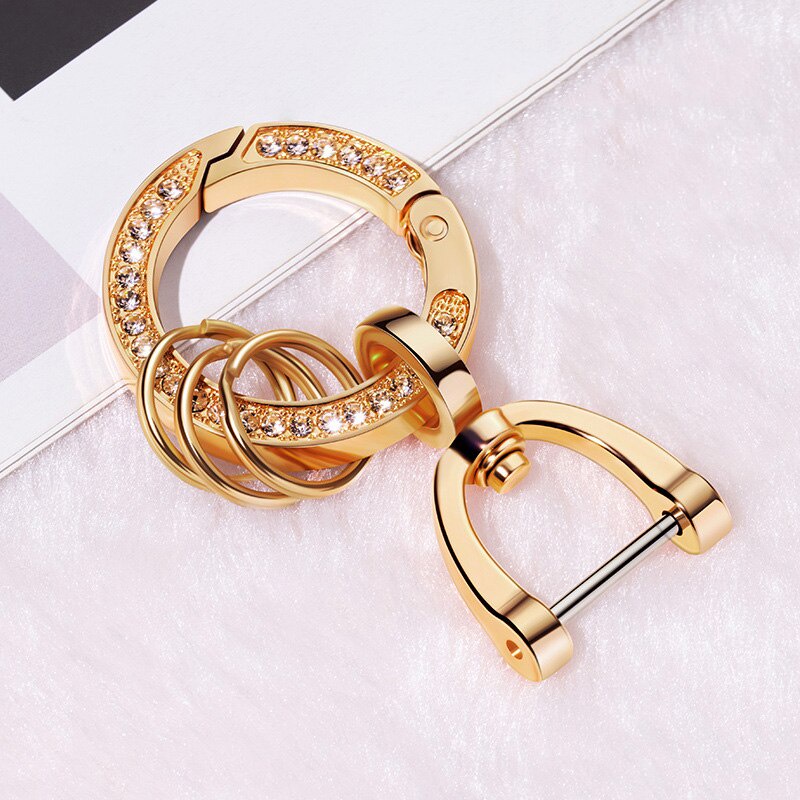 Móc Khóa Xe Hơi Xoay 360 Độ Đính Kim Cương Dễ Thương Cho Nam Nữ