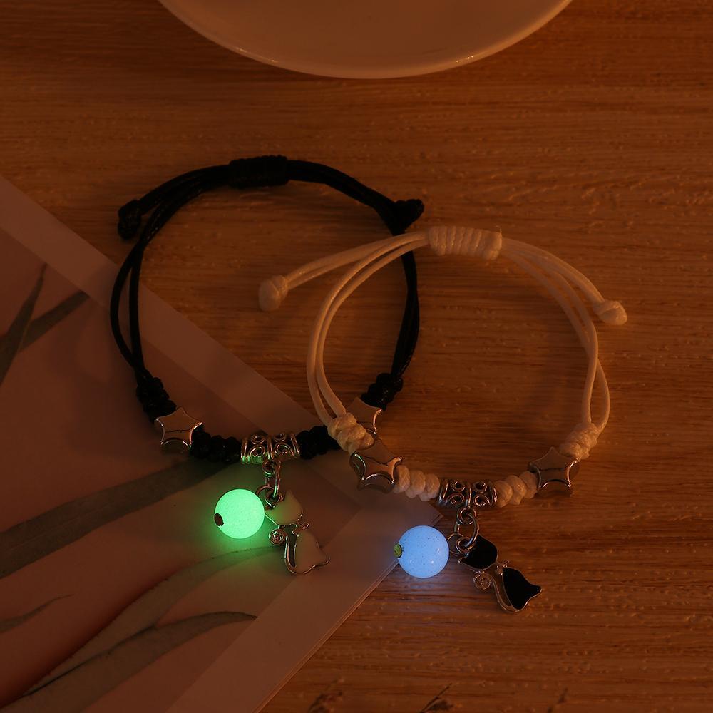 LAY Set 2 Vòng Tay Chuỗi Hạt Dạ Quang Thời Trang