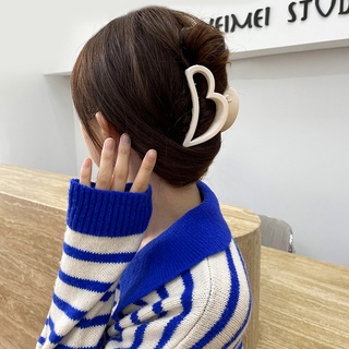 Kẹp tóc càng cua phong cách Hàn Quốc