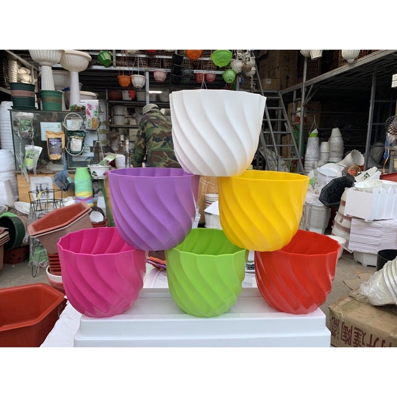 chậu nhựa ốc xoắn 210 Bt