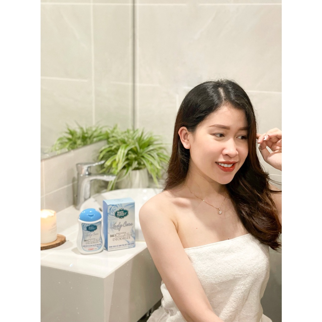 Dung dịch vệ sinh phụ nữ  Lady Care LH làm sạch dịu nhẹ 150gr