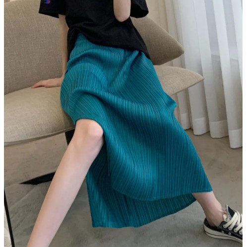 Chân váy lưng cao xẻ tà hợp thời trang cho nữ