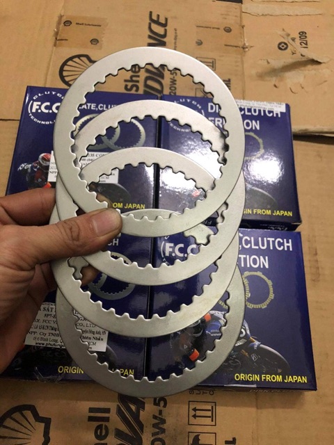 Bộ bố nồi + lá sắt nồi Exciter 135 đời tay côn  zin hãng FCC