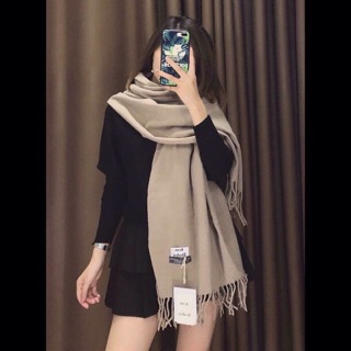 Khăn lông cừu Acne studio
