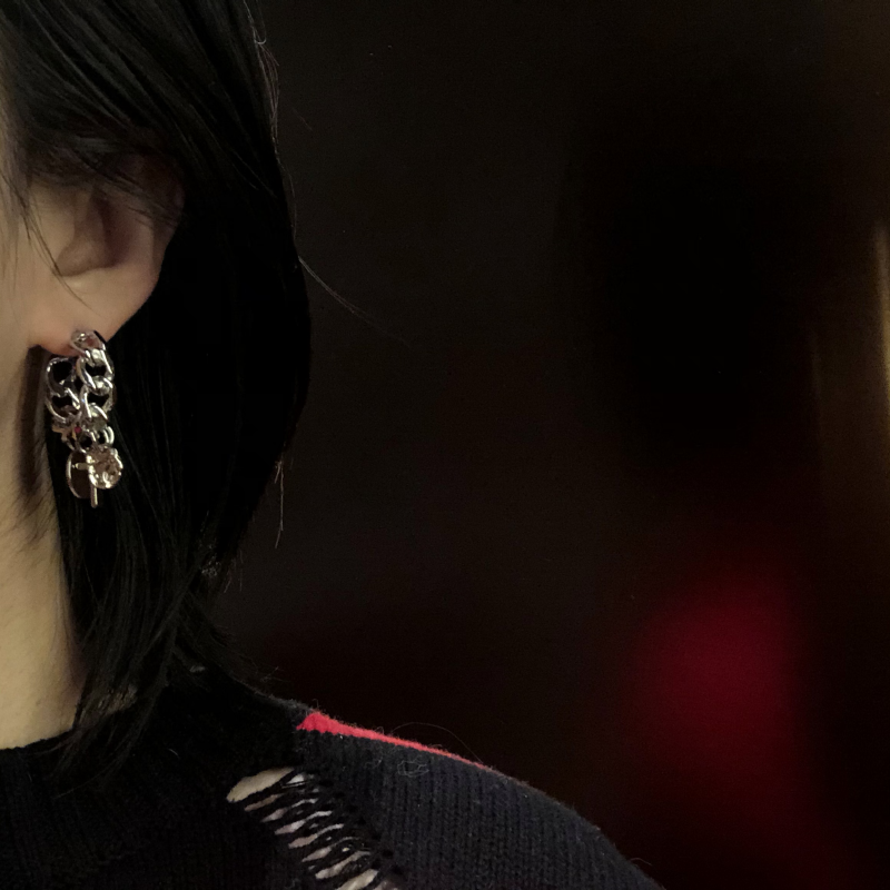 Bông Tai Bạc Hình Chữ Thập Phối Tua Rua Phong Cách Vintage