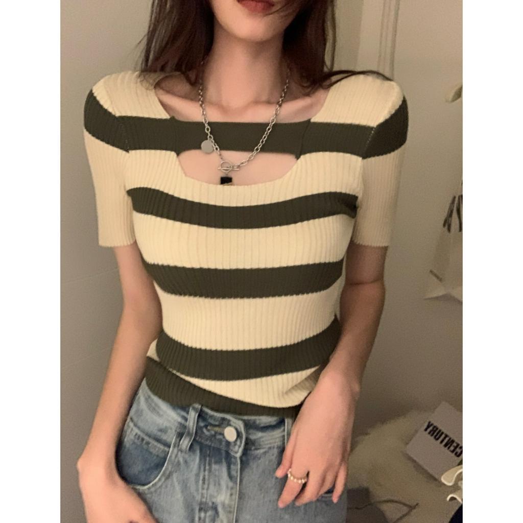 qkoole Áo Thun Dệt Kim Ngắn Tay Họa Tiết Kẻ Sọc Phong Cách Vintage