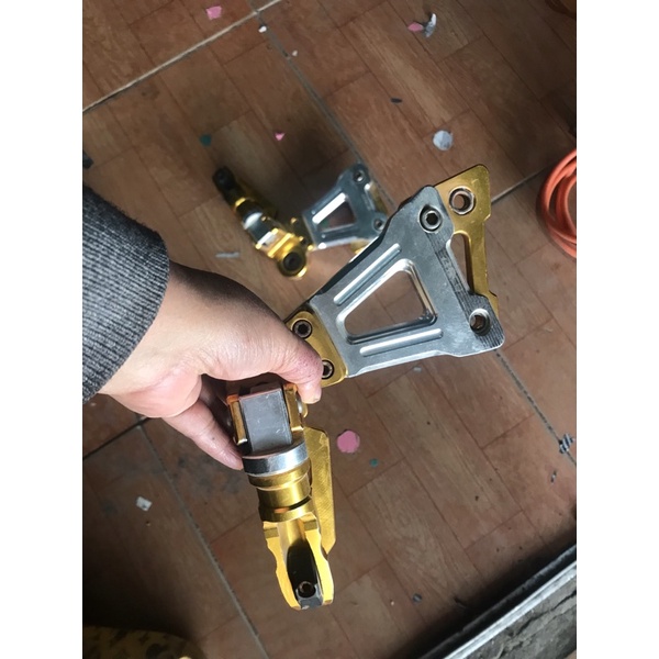 Bộ Gác chân xe máy- xe điện xmen