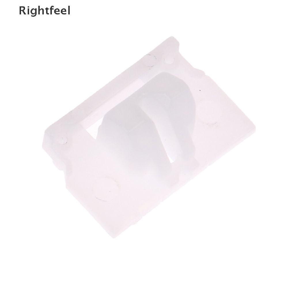 [Hàng mới về] 1/2 Phụ kiện tông đơ cắt tóc bằng nhựa lò xo không lạnh tiện dụng