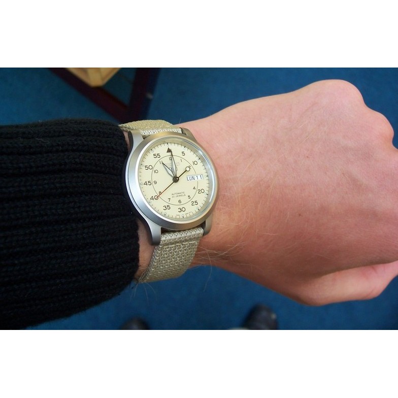 Đồng hồ nam Seiko quân đội Máy Cơ SNK803K2S Dây Nato - Mặt Màu Be - Bảo Hành Chính Hãng 18 Tháng