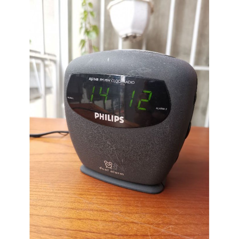 Radio Clock PHILIPS thiết kế đẹp, đèn nền xanh nhạt dễ chịu, thu 2 băng đài AM/FM