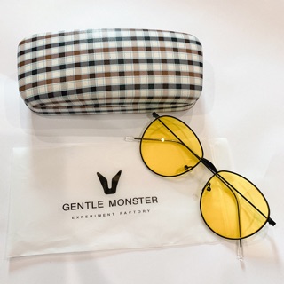 Kính Gentle Monster Baguette (3 màu hồng, vàng, đen)