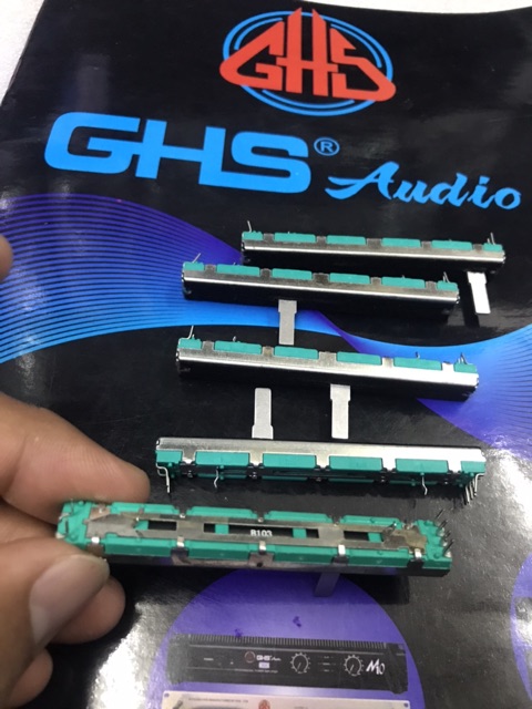 Volum của mixer soundcaft