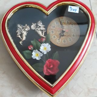 Đồng hồ treo tường độc lạ