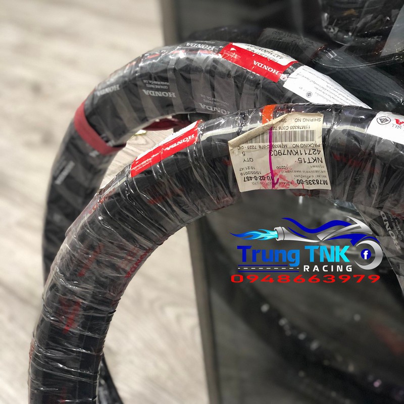 Vỏ xe wave thái 110 chính hãng honda thái lan.