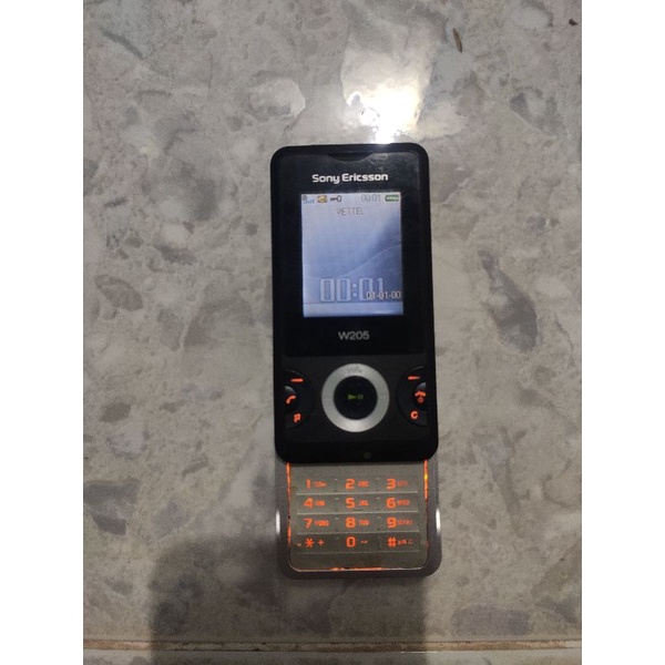 Sony Ericsson w205a