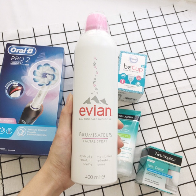 Xịt Khoáng Evian Brumisateur Facial Spray 400ml | BigBuy360 - bigbuy360.vn