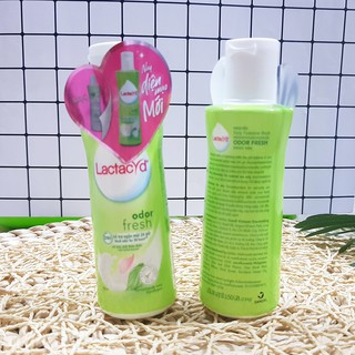 Dung dịch vệ sinh phụ nữ Lactacyd lá trầu không