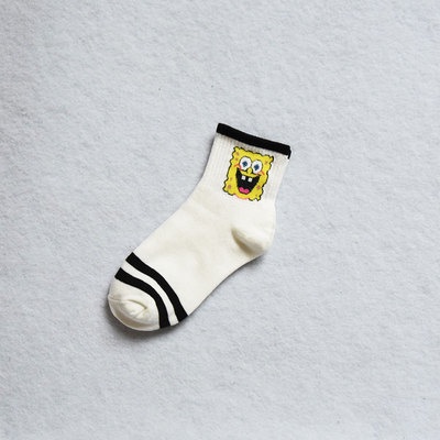 [Hàng mới về] Vớ cổ ngắn khử mùi thoải mái in hình Spongebob sành điệu cho nữ