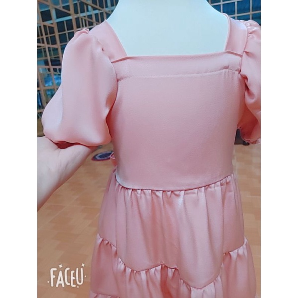 Đầm xòe bé gái