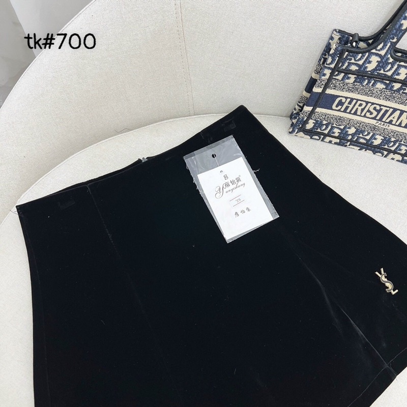 CHÂN VÁY NHUNG DÁNG A CẠP CAO KÈM TAG YSLL FROM CHUẨN ĐẸP MS16627