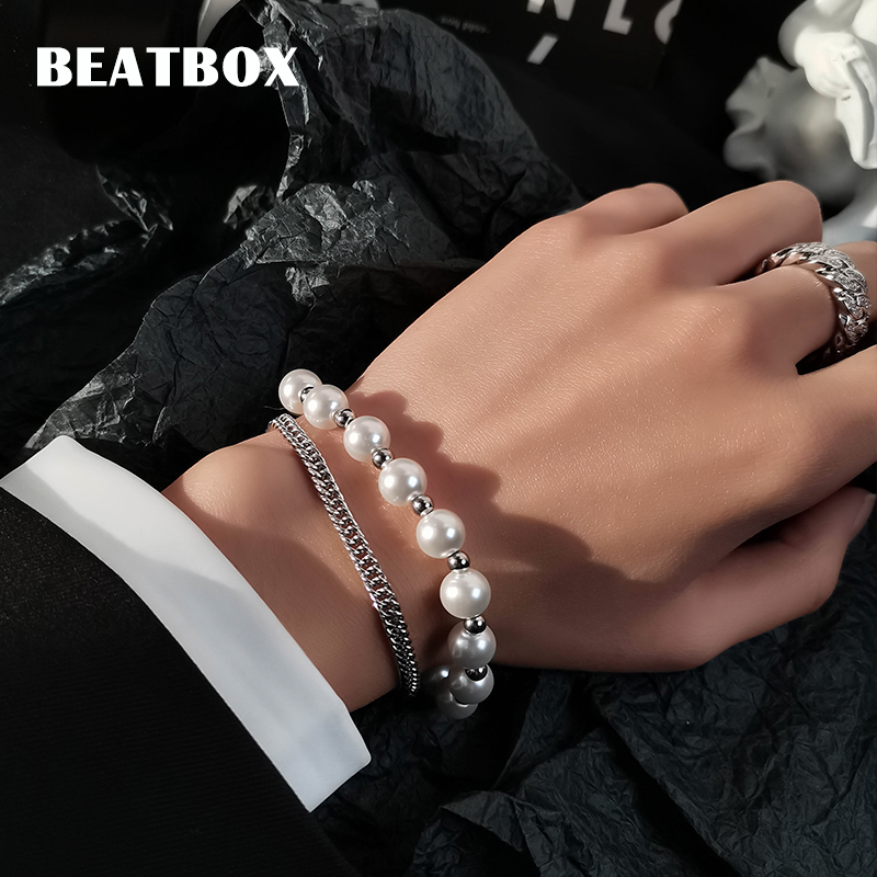 Vòng tay đính hạt ngọc trai phong cách hip hop cá tính