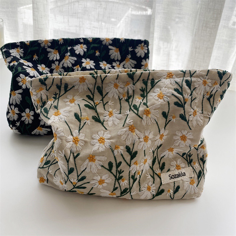 Túi Đựng Đồ Trang Điểm Bằng Vải Nhung canvas Thêu Hoa Xinh Xắn