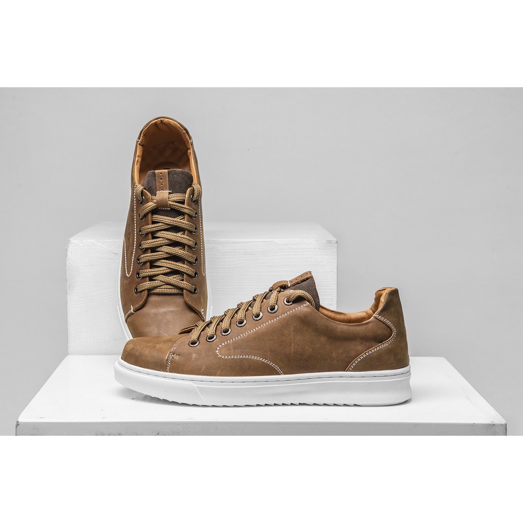 Giày nam Sneaker Da Bò, giày da bò nâu vàng, giày nam cao cấp và thời trang.