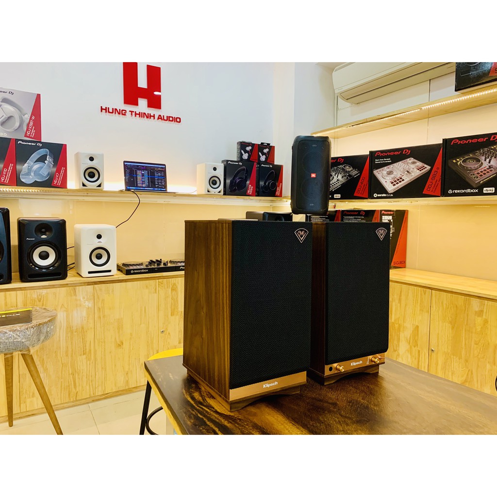 Loa Bluetooth Klipsch The Sixes