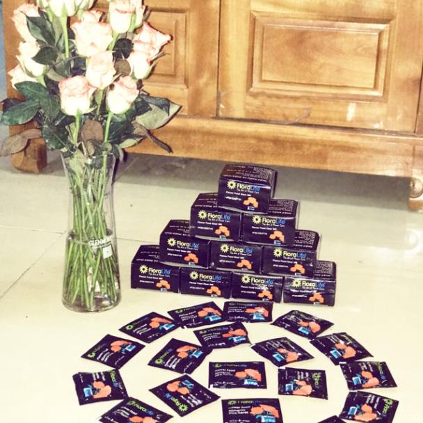 Combo 50 Gói chất dưỡng hoa tươi lâu Floralife từ Mỹ không hôi nước - 50 gói