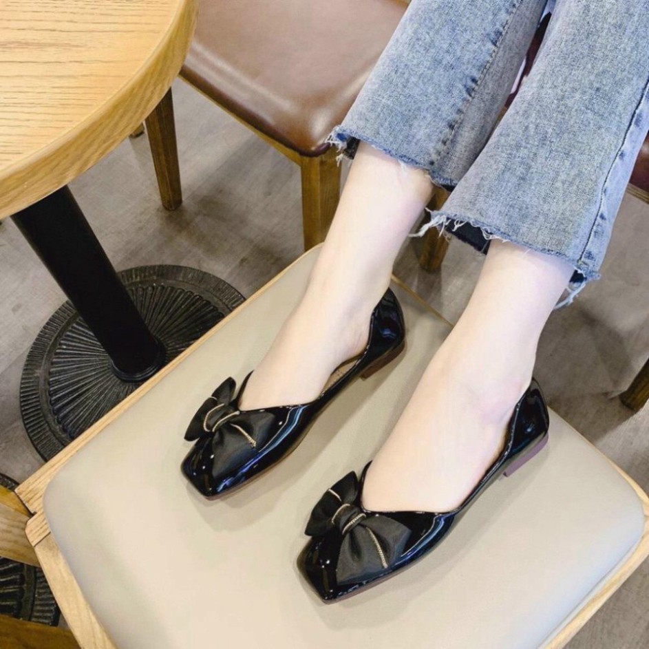 Giày Nữ Đế Bệt Mũi Vuông Gắn Nơ Vải Trang Trí xích Chất Liệu Da PU size 35 - 39