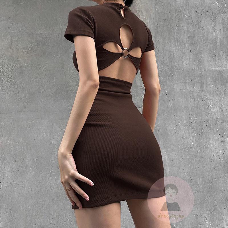 Đầm Body Tay Ngắn Cổ Tròn Thiết Kế Hở Lưng Quyến Rũ