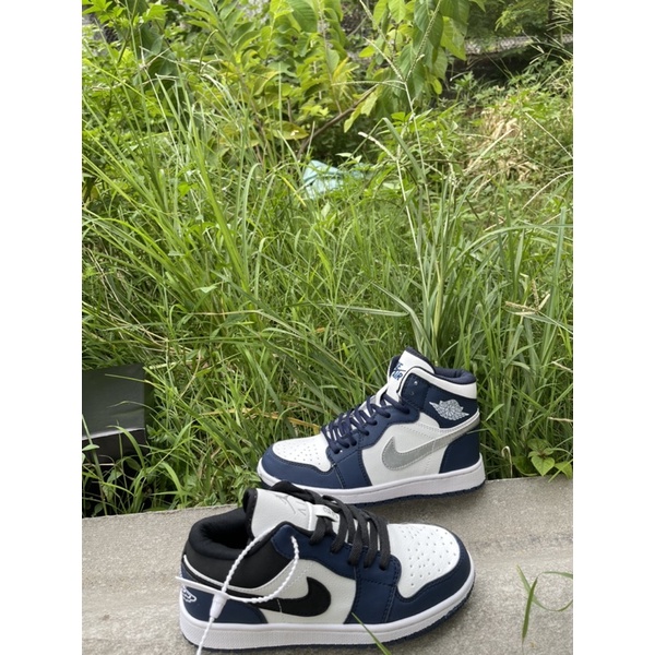 Giày 𝐉𝐨𝐫𝐝𝐚𝐧 1 low Xanh Navy, Giày JD1 low Xanh than Navy cổ thấp bản đẹp đầy đủ bill box