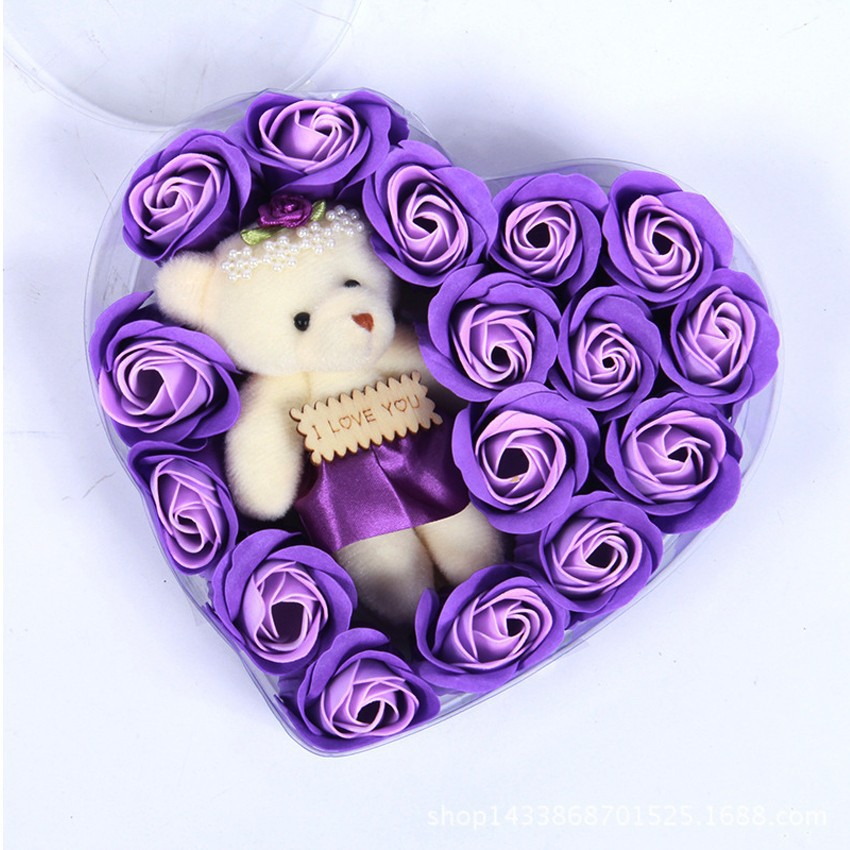 Hoa hồng sáp kèm gấu hộp hình trái tim 16 bông