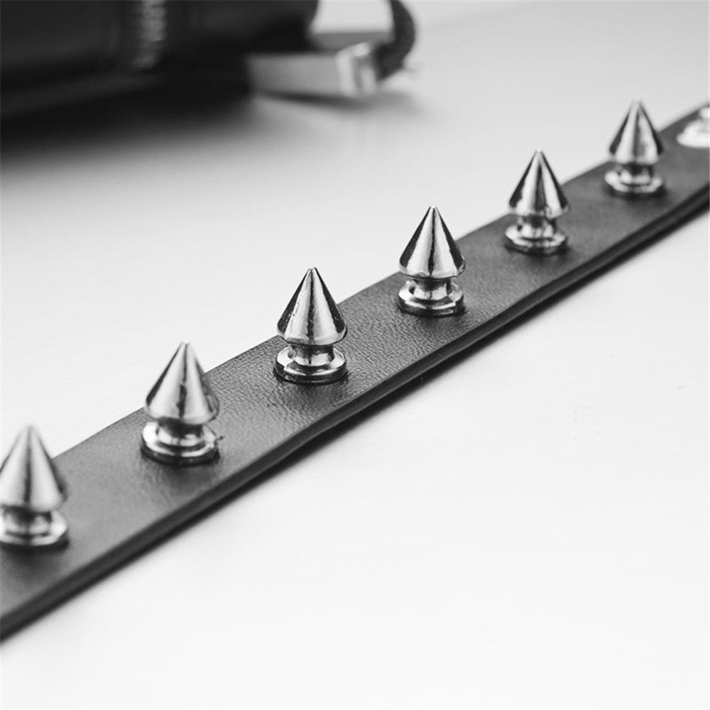 Vòng đeo tay trang trí đinh tán phong cách rock cá tính thời trang