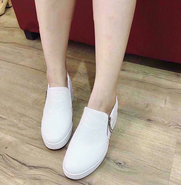 Giầy lipon khoá cạnh