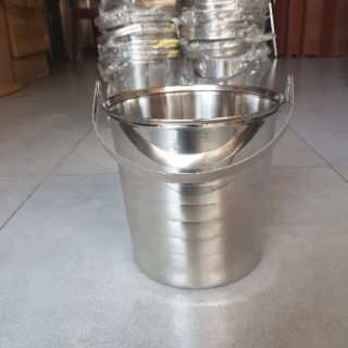 Xô đá inox có quai 20 cm ( ảnh shop tự chụp)