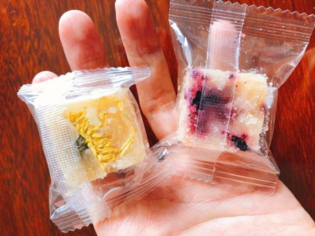 HỘP TRÀ HOA CÚC ĐƯỜNG PHÈN MẬT ONG