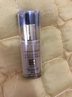 Kem nền Max Factor Facefinity All Day Flawless 3in1