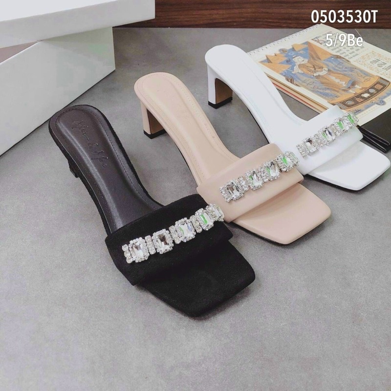 Guốc nữ đính đá gót vuông 5cm mẫu mới 2022 ( hàng sẵn video tự quay) at17