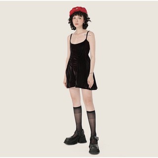 aeiejr RED VELVET DRESS: đầm đen nhưng đỏ VELVET vì em không ghét anh.
