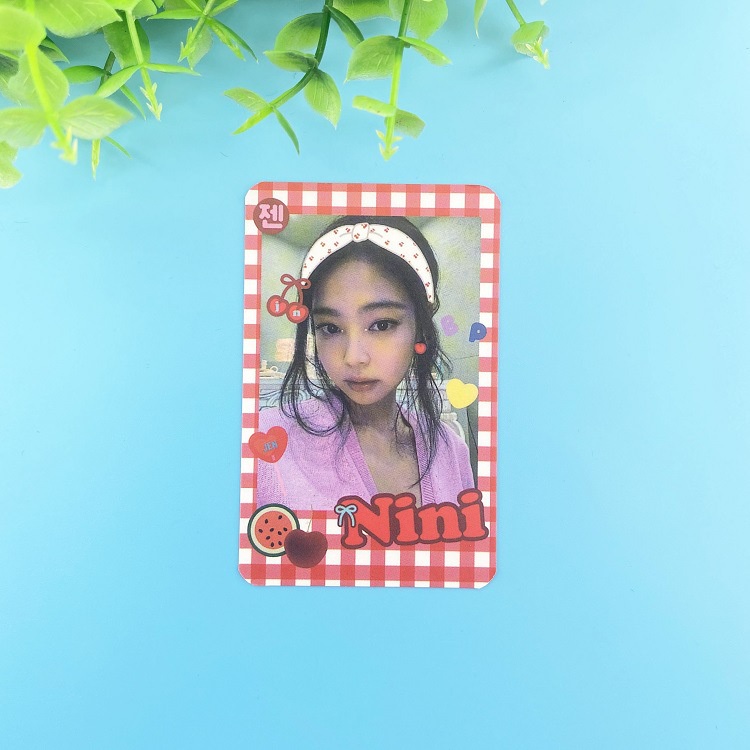 Miếng Dán Trang Trí Hình Nhóm Nhạc BLACKPINK Xinh Xắn Dễ Thương