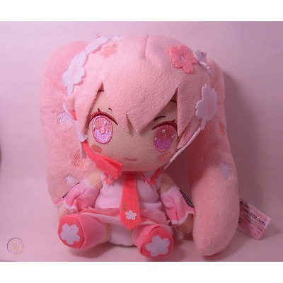 [TAITO] Gấu bông doll nhỏ Vocaloid Sakura Miku Hatsune Plush Pink Smiling ver chính hãng Nhật Bản