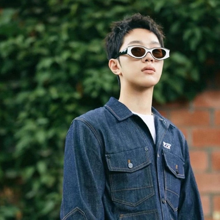 Kính mát gọng nhựa phong cách hip hop cho nữ