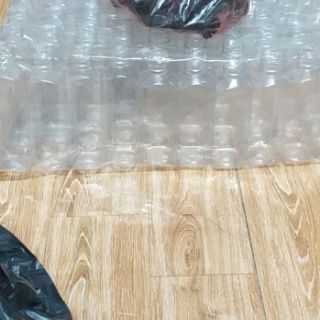 100 chai vuông nắp đen 350ml